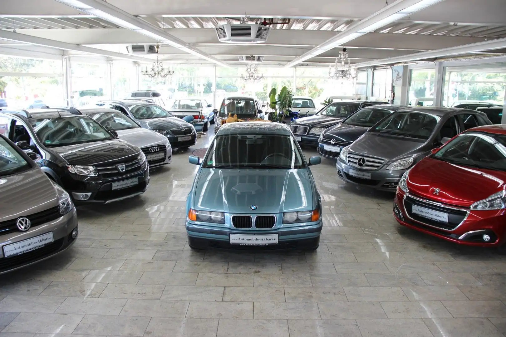 BMW 316 i Compact Vert - 1