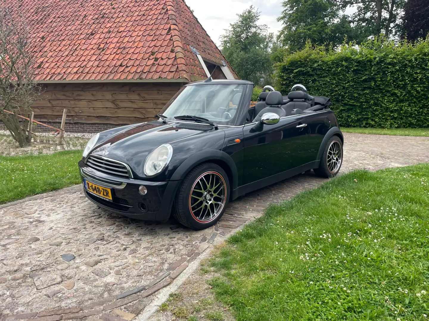MINI One Cabrio Mini 1.6 One-Leer-Stoelverwarming-PDC-17" LMV- Noir - 1