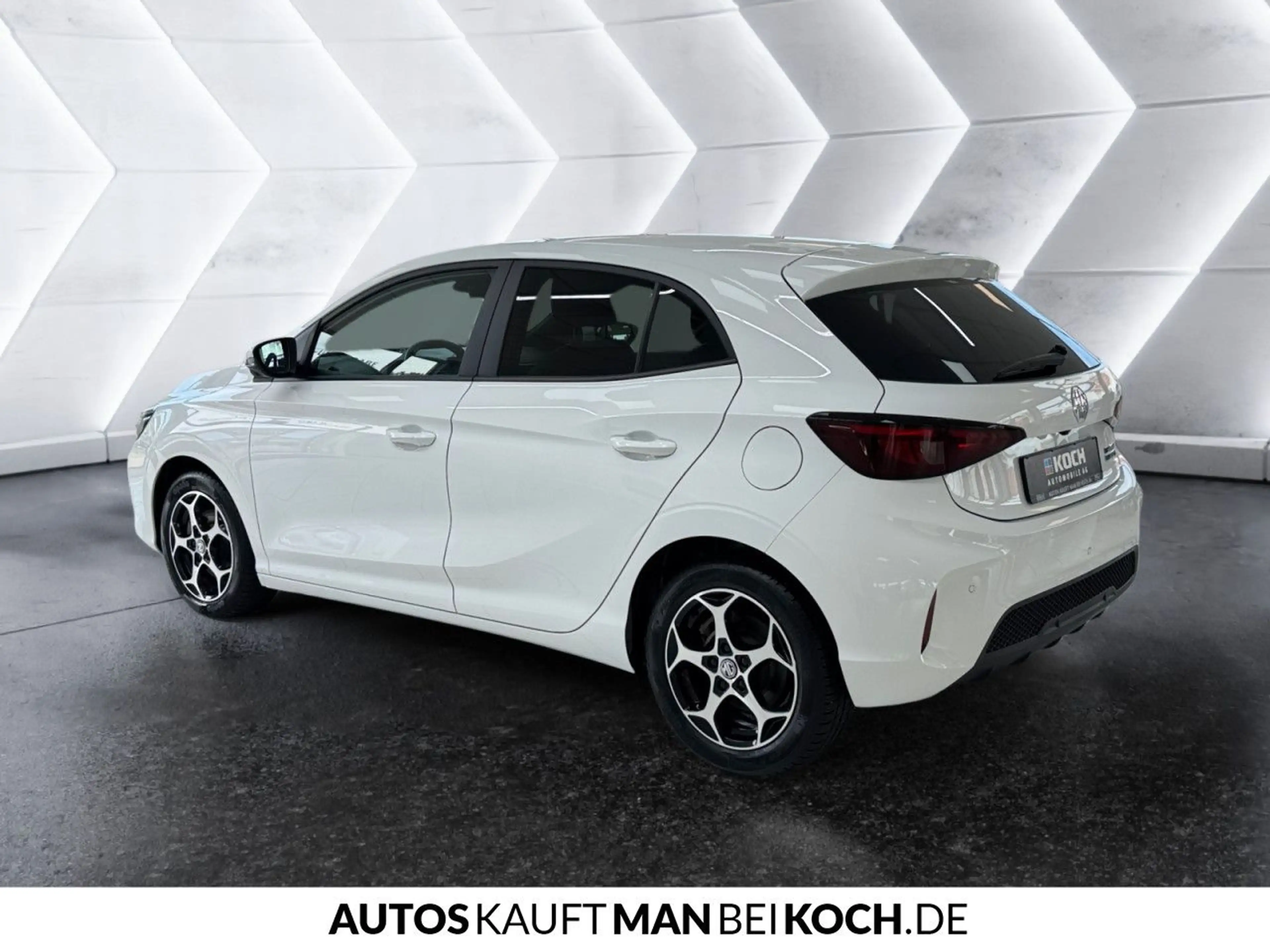 MG MG3 HEV LUX 360 Keyless Shz+Lhz ACC Kamera LED — photo 4