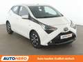 Toyota Aygo 1.0 X-Play club*LIM*ALU*KLIMA*TOUCH* Белый - thumbnail 8