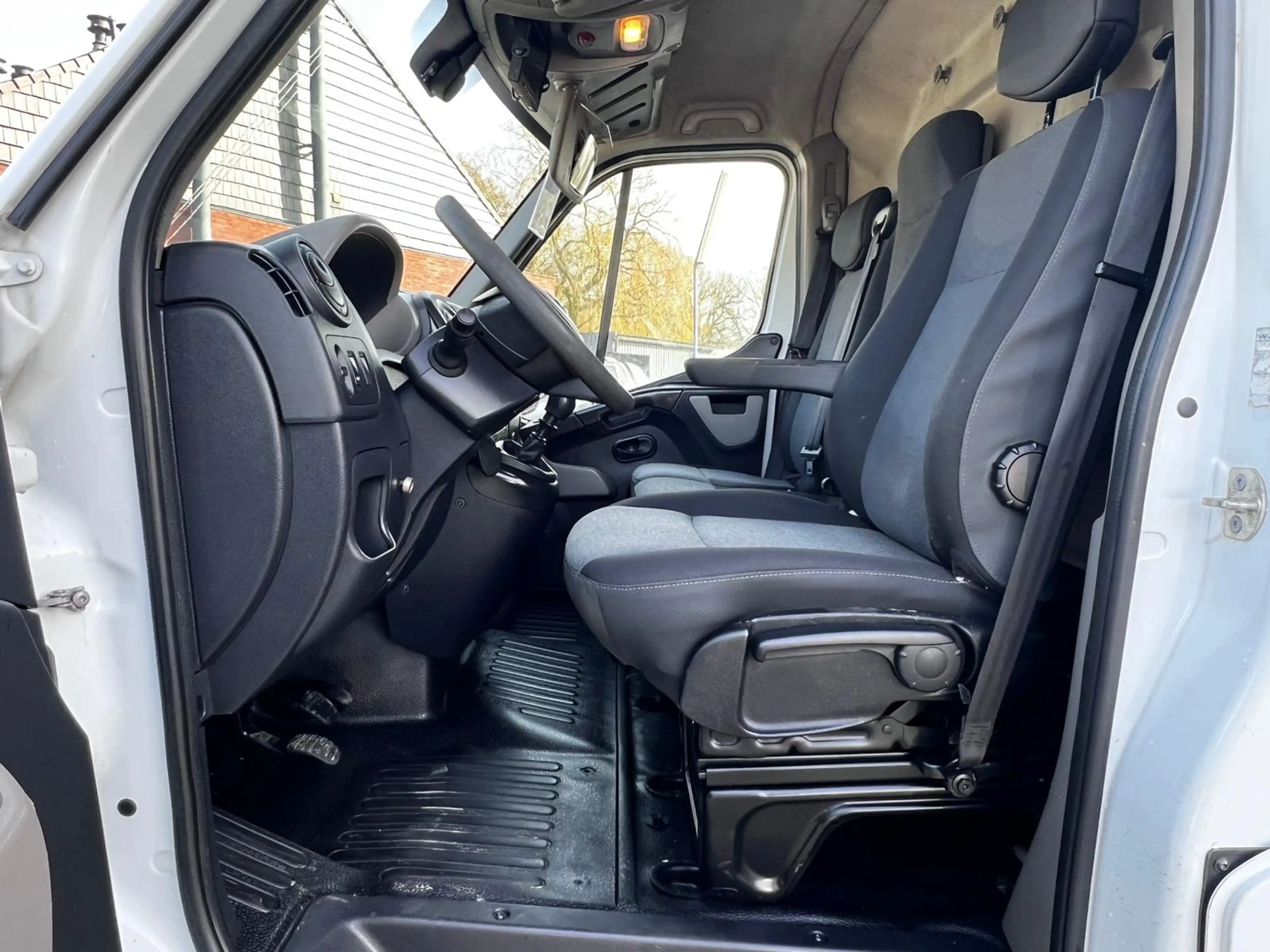 Nissan NV400 2.3 dCi L3H2 TVA-BTW RECUP CLIM CAMERA CRUISE EU6B — photo 10