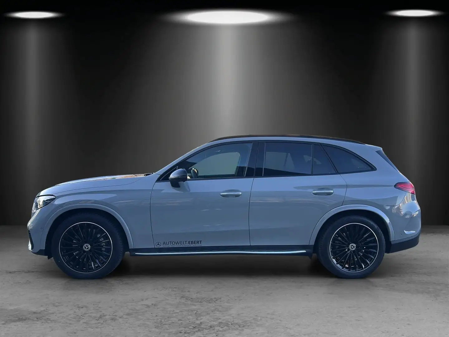Mercedes-Benz GLC 220 d 4M AMG AIRMATIC KEYGO DIGLIGHT 360° Gris - 2