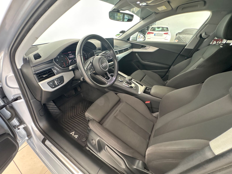 Audi A4 Avant sport ultra PDC SHZ Navi Xenon 8 Fach — photo 11