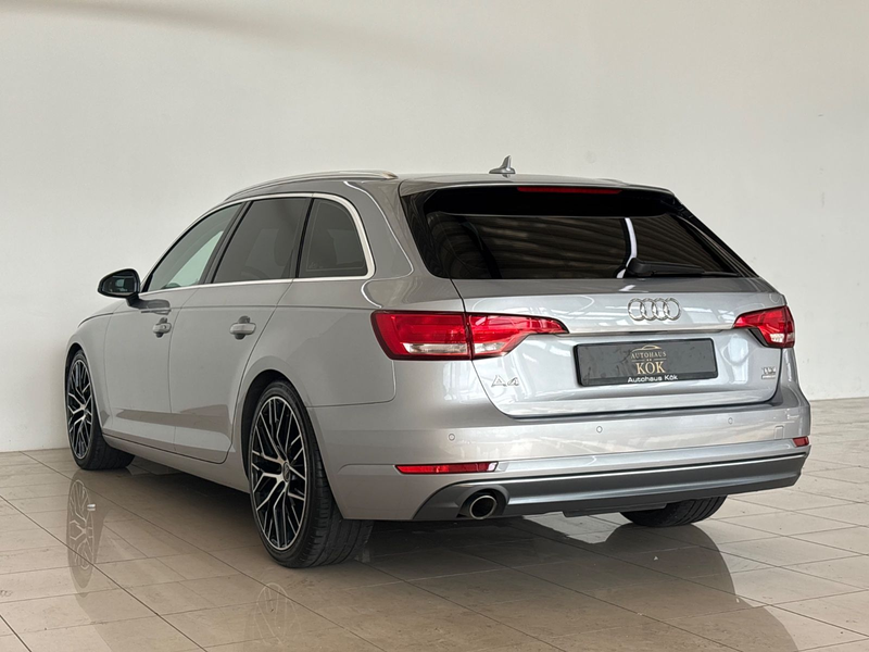 Audi A4 Avant sport ultra PDC SHZ Navi Xenon 8 Fach — photo 9