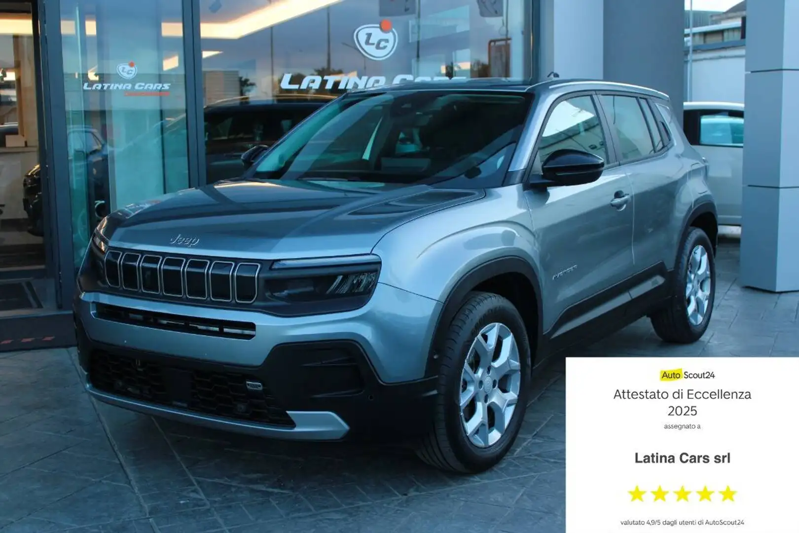 Jeep Avenger 1.2 t. Altitude fwd 100cv cln CarPlay Grijs - 1