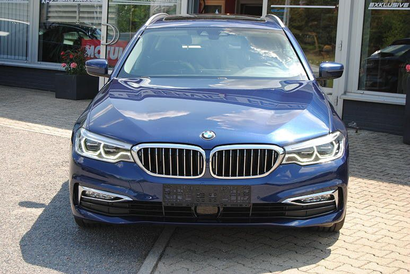 BMW 540 d xDrive Touring A.Drive-Prof.Pano.Adap-LED. — photo 2