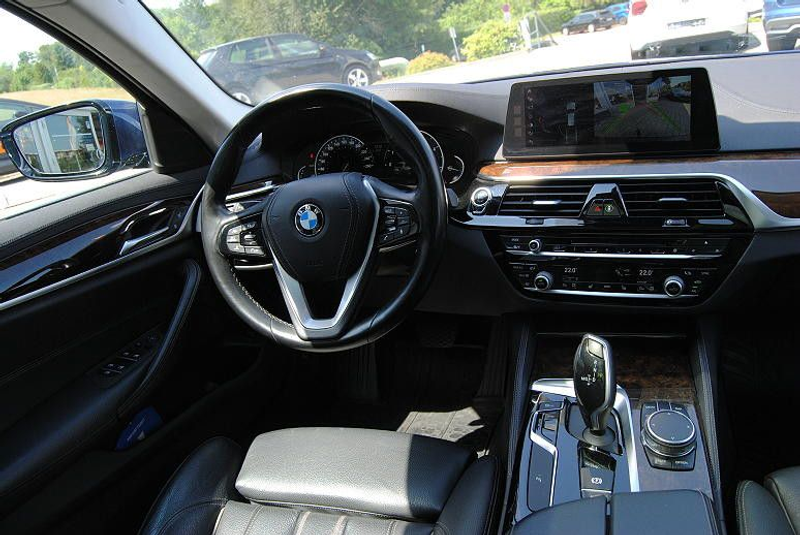 BMW 540 d xDrive Touring A.Drive-Prof.Pano.Adap-LED. — photo 10
