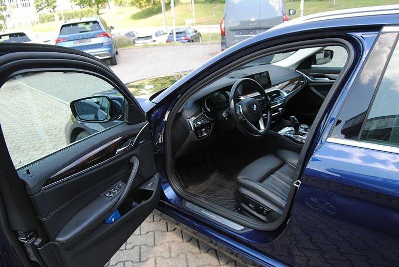 BMW 540 d xDrive Touring A.Drive-Prof.Pano.Adap-LED. — photo 13