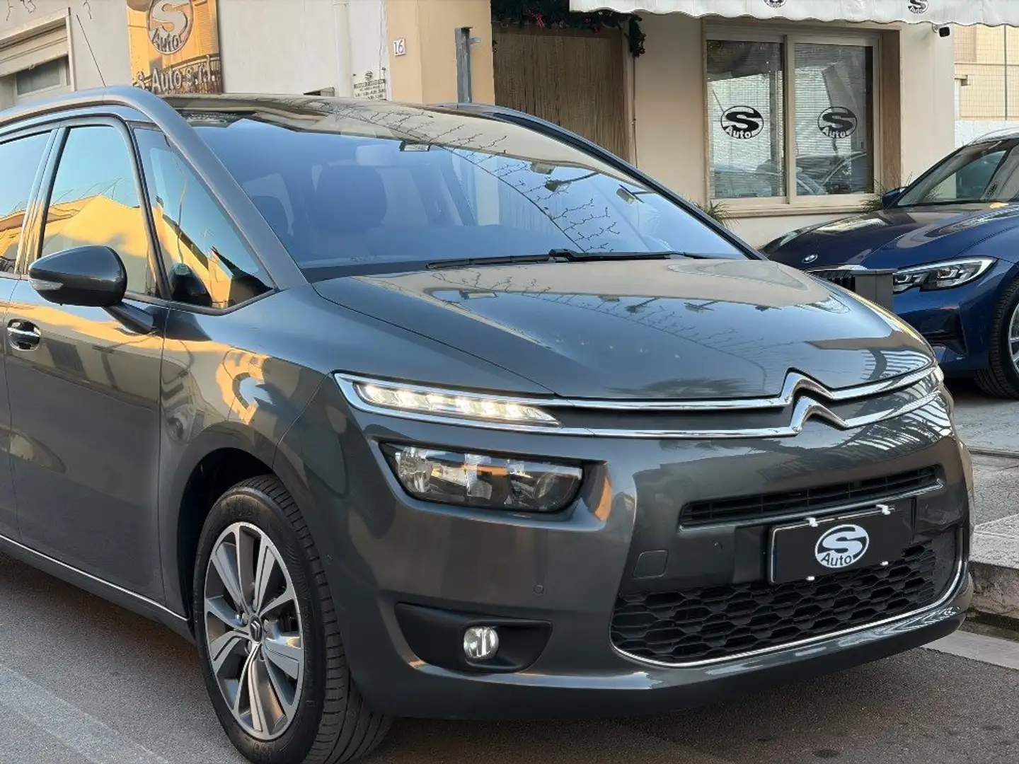 Citroen Grand C4 Picasso BlueHDi 150 EAT6 Intensive Gris - 2