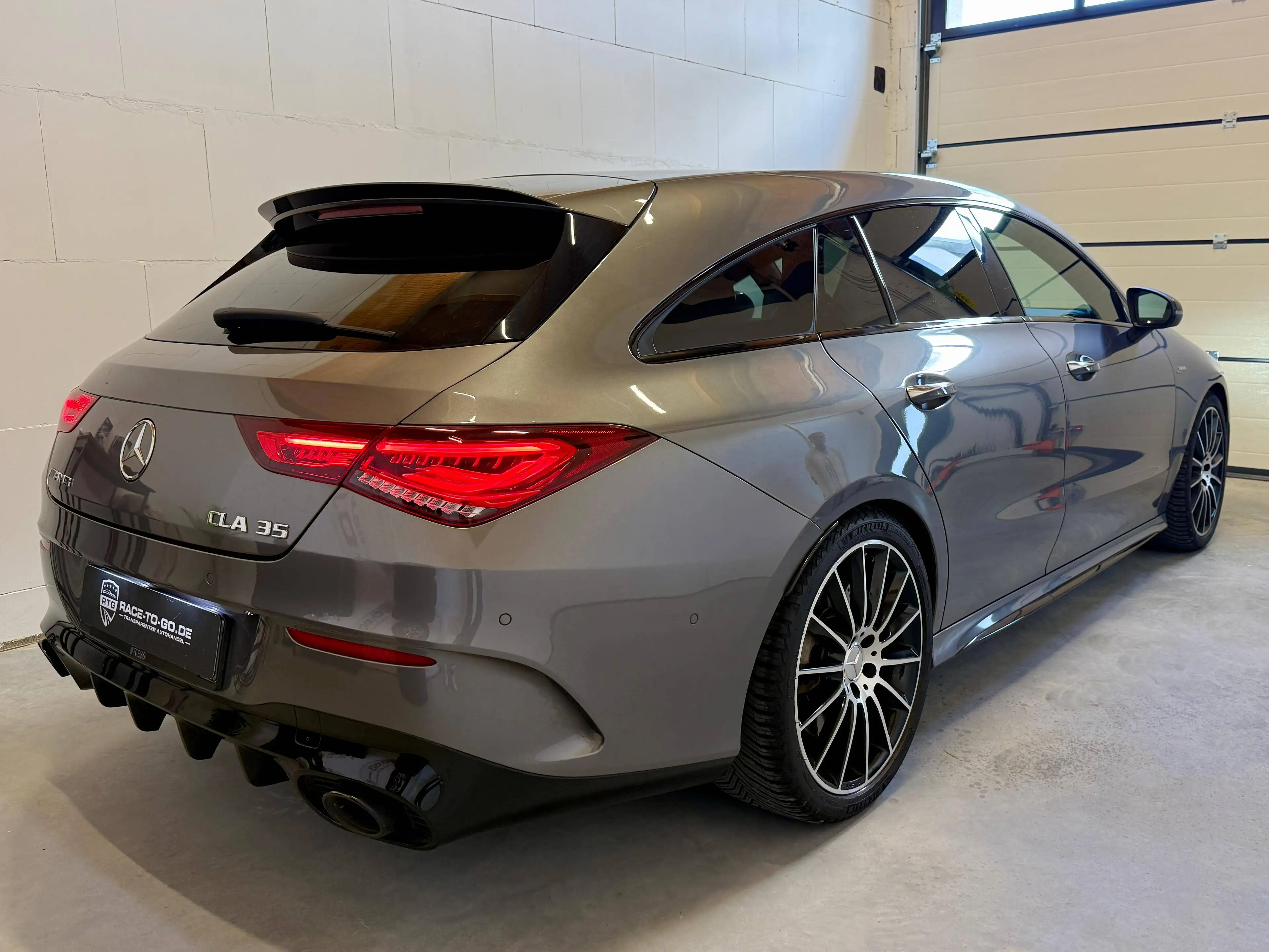 Mercedes-Benz CLA 35 AMG CLA 35 AMG 4Matic *Performance Sitze*Distronic*AHK*Multibeam* — photo 9