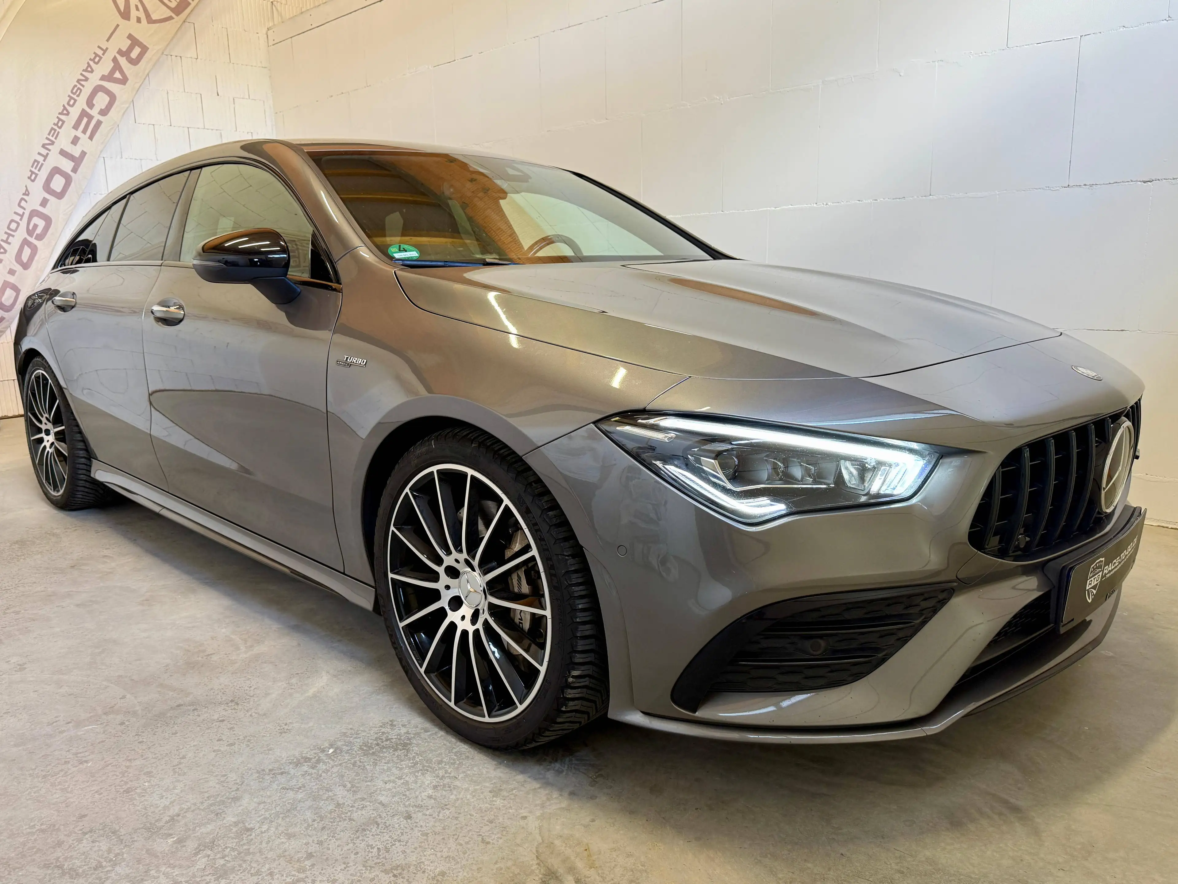 Mercedes-Benz CLA 35 AMG CLA 35 AMG 4Matic *Performance Sitze*Distronic*AHK*Multibeam*