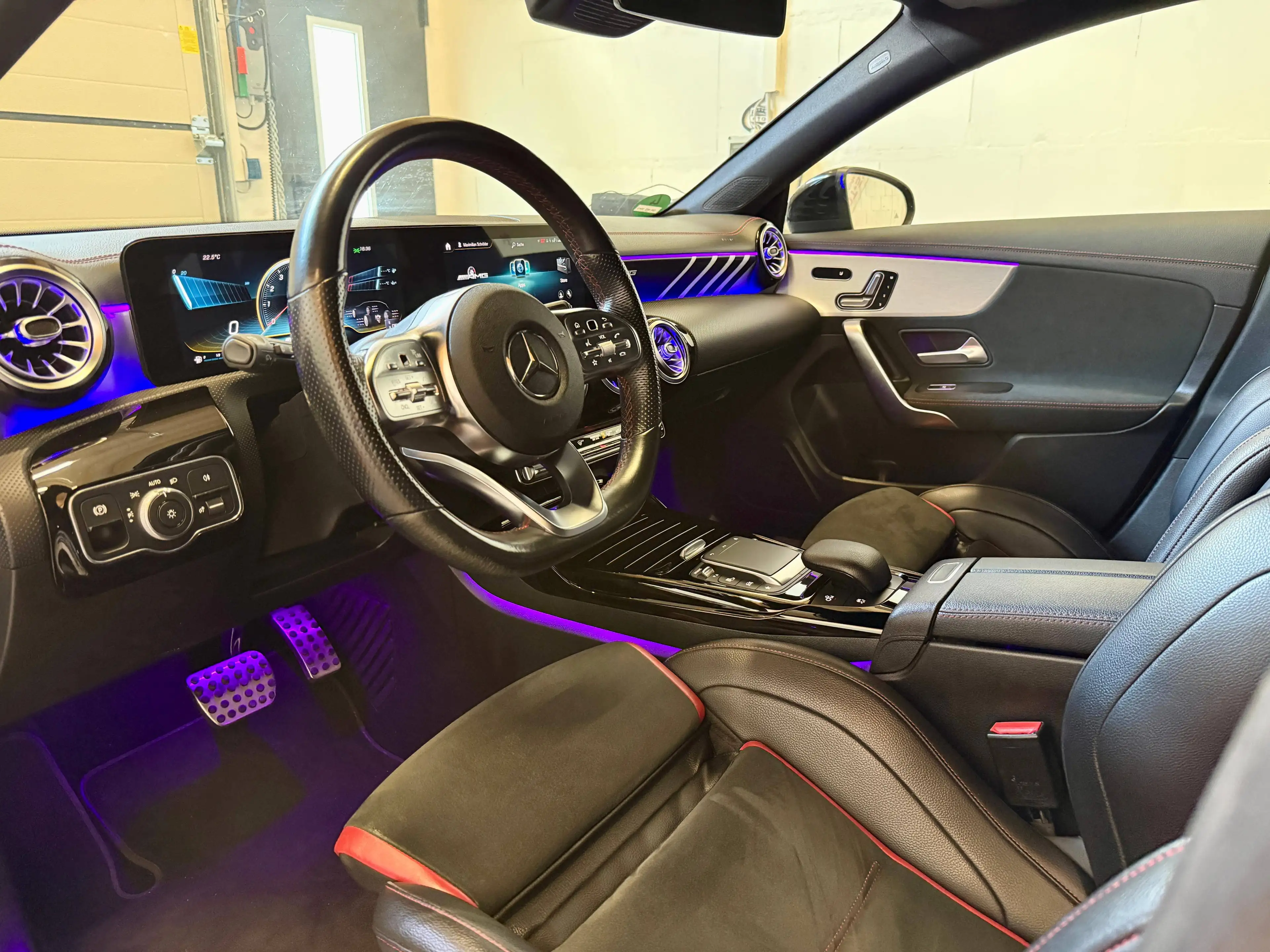Mercedes-Benz CLA 35 AMG CLA 35 AMG 4Matic *Performance Sitze*Distronic*AHK*Multibeam* — photo 15