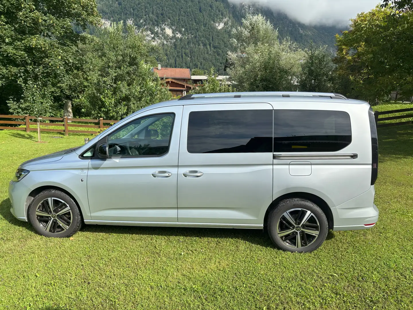 Volkswagen Caddy Caddy Maxi 1,5 TSI DSG Silber - 1