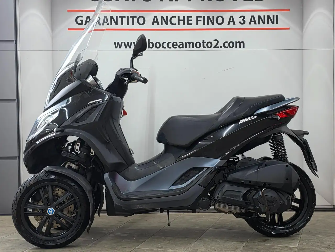 Piaggio MP3 300