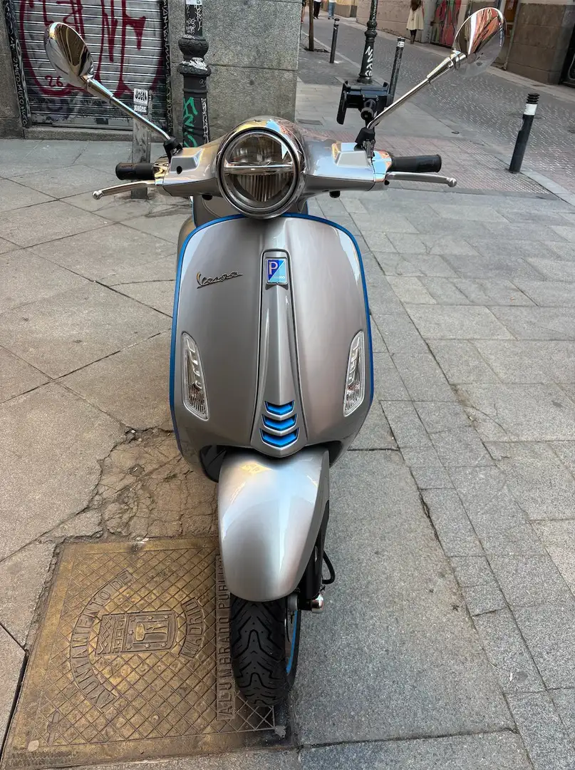 Vespa Elettrica Gris - 2