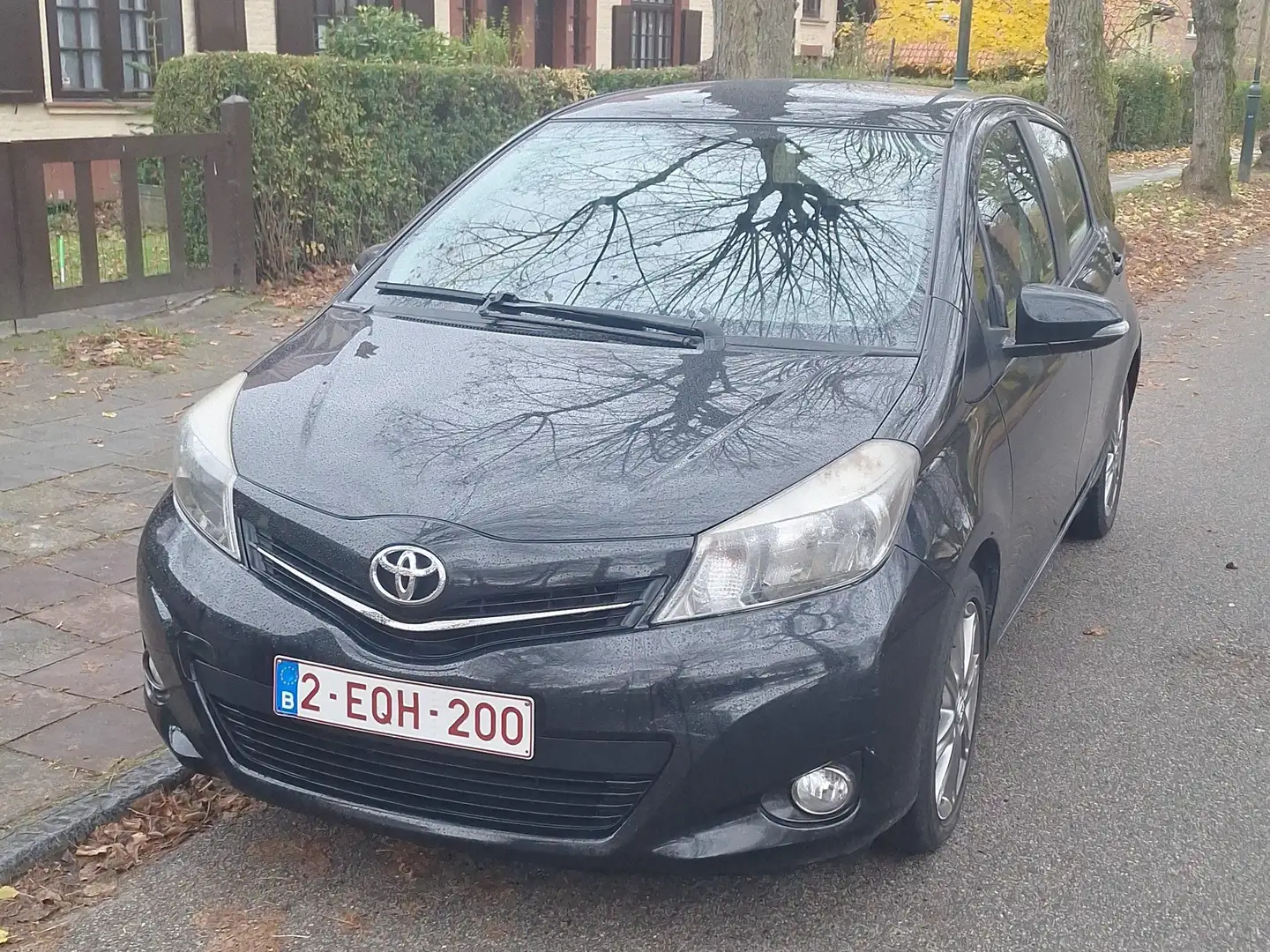 Toyota Yaris Yaris 1.33i VVT-i Dynamic Zwart - 1