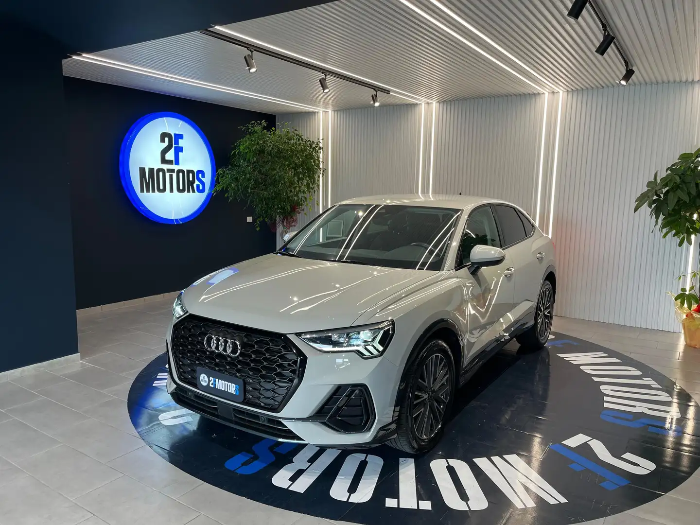 Audi Q3 Sportback 35 2.0 tdi Business Advanced s-tronic Grigio - 2