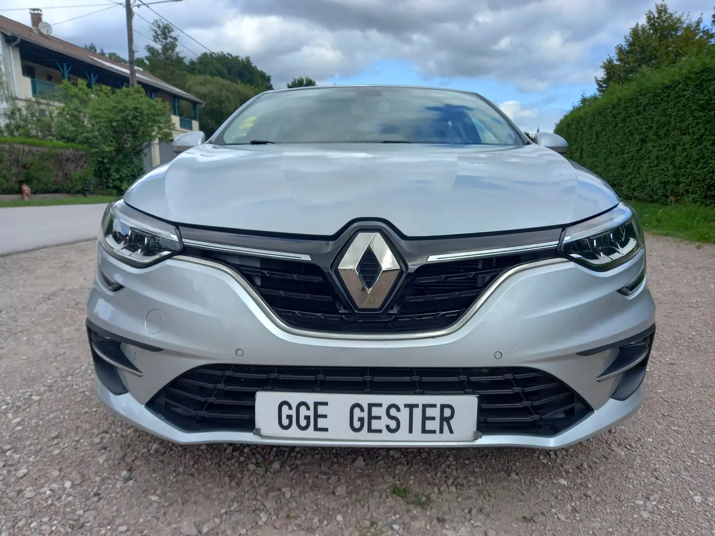Renault Megane IV STE 1.5 DCI 115 AIR NAV GPS 2 PLACES 42330 KMS Grau - 2