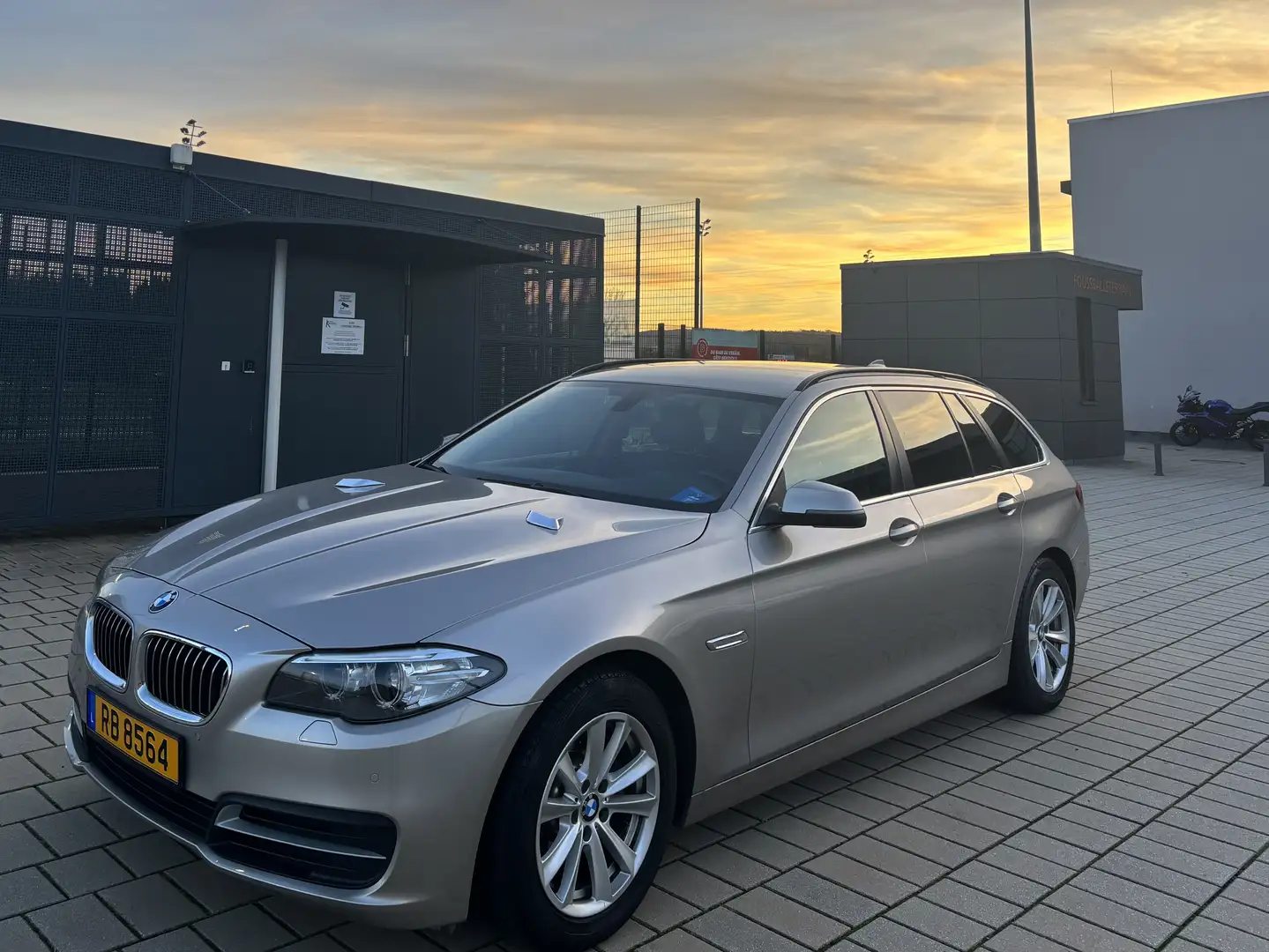 BMW 520 BMW 520d business pack - 1