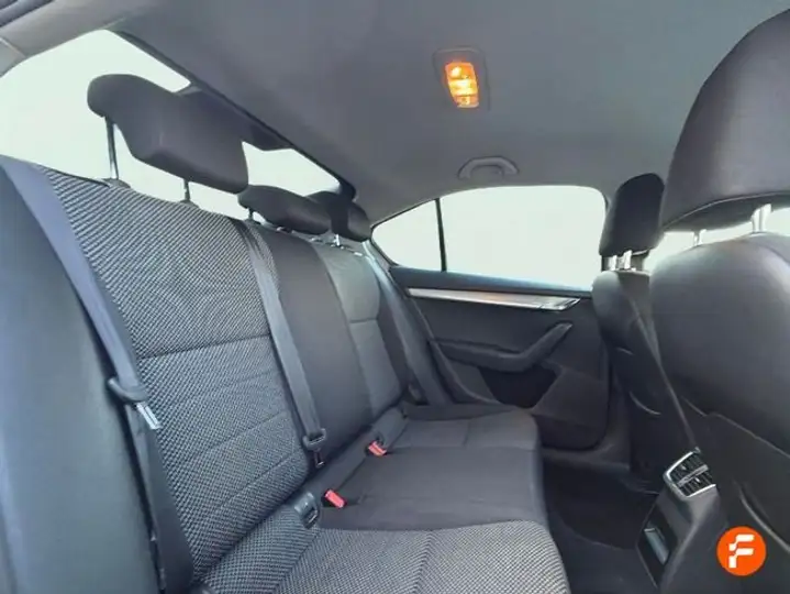Škoda Octavia Combi 1.6 TDI CR Active 2017, foto 18
