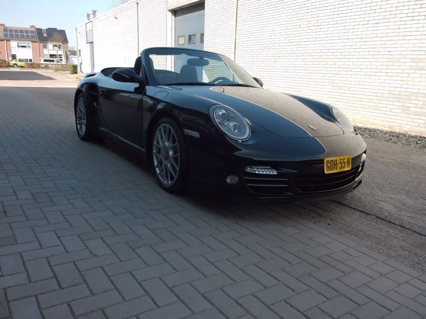 Porsche 997 Cabriolet 3.8 Turbo S (997 Series) Schwarz - 1