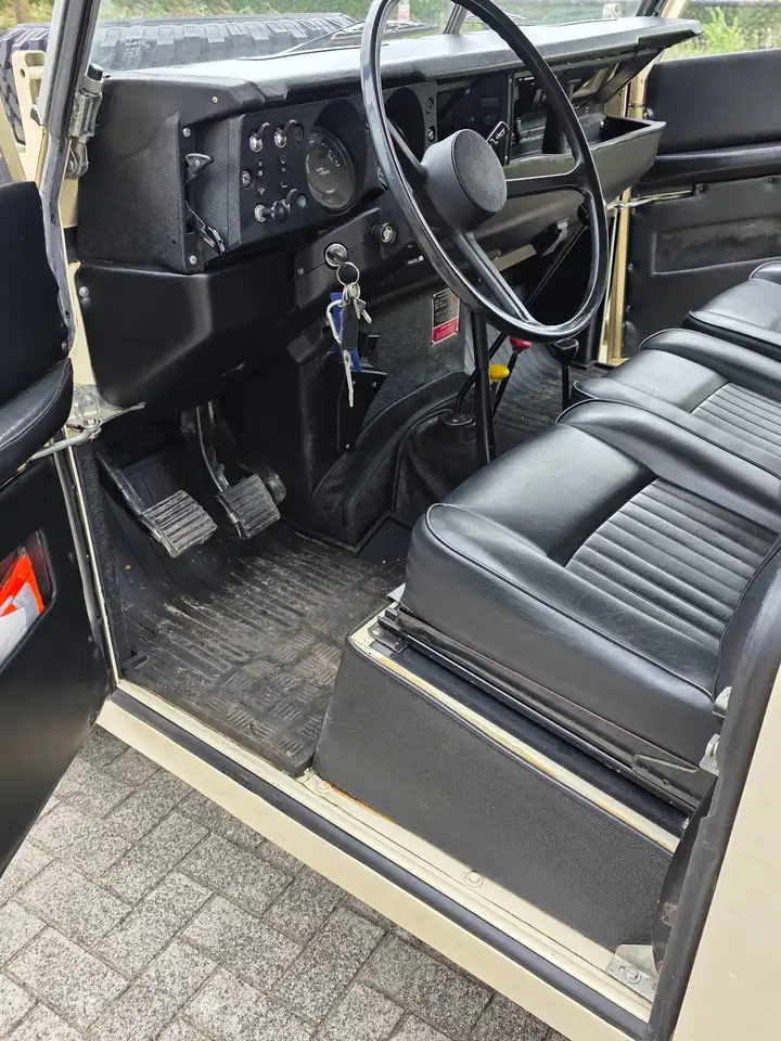 Land Rover Series III, foto 11