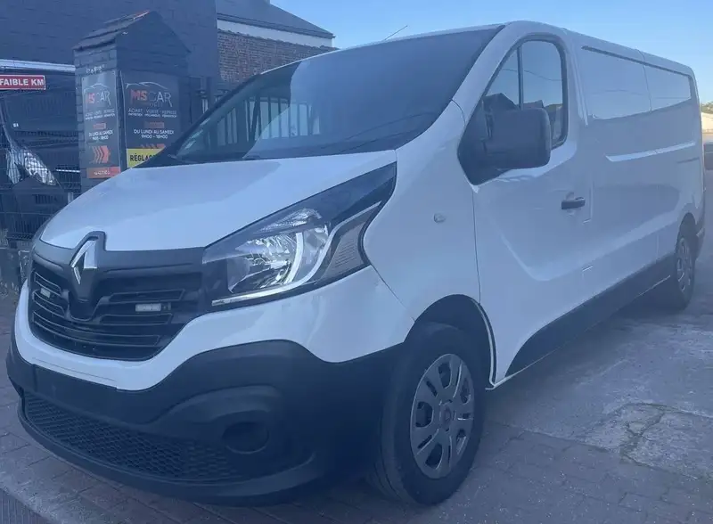 Renault Trafic lll L2H1 1.6 dCi 120cv Long châssis TVA 1er proprio Carnet