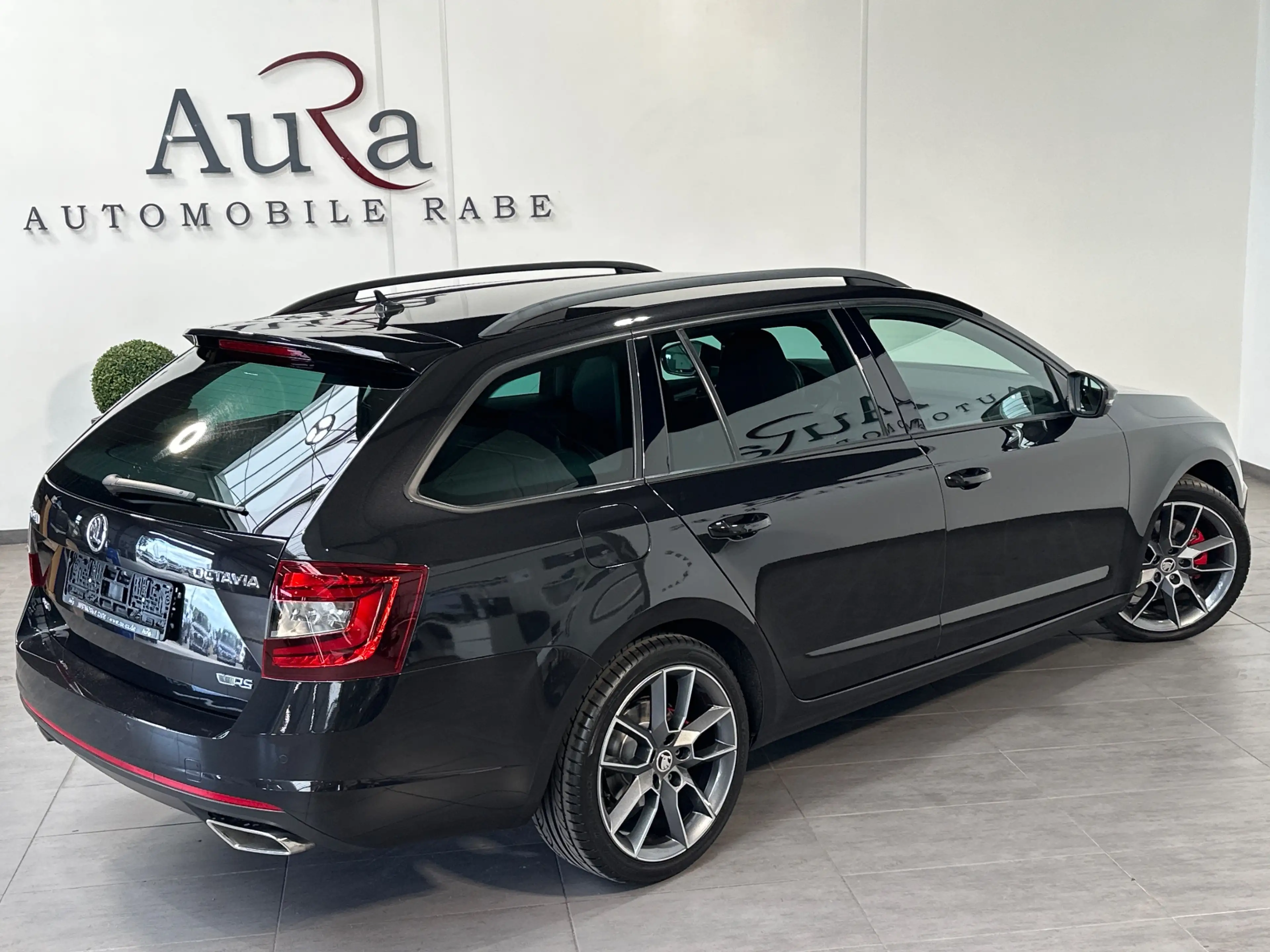 Skoda Octavia Combi 2.0 TDI 4x4 DSG RS NAV+LED+ACC+AHK+18ZOLL — photo 5
