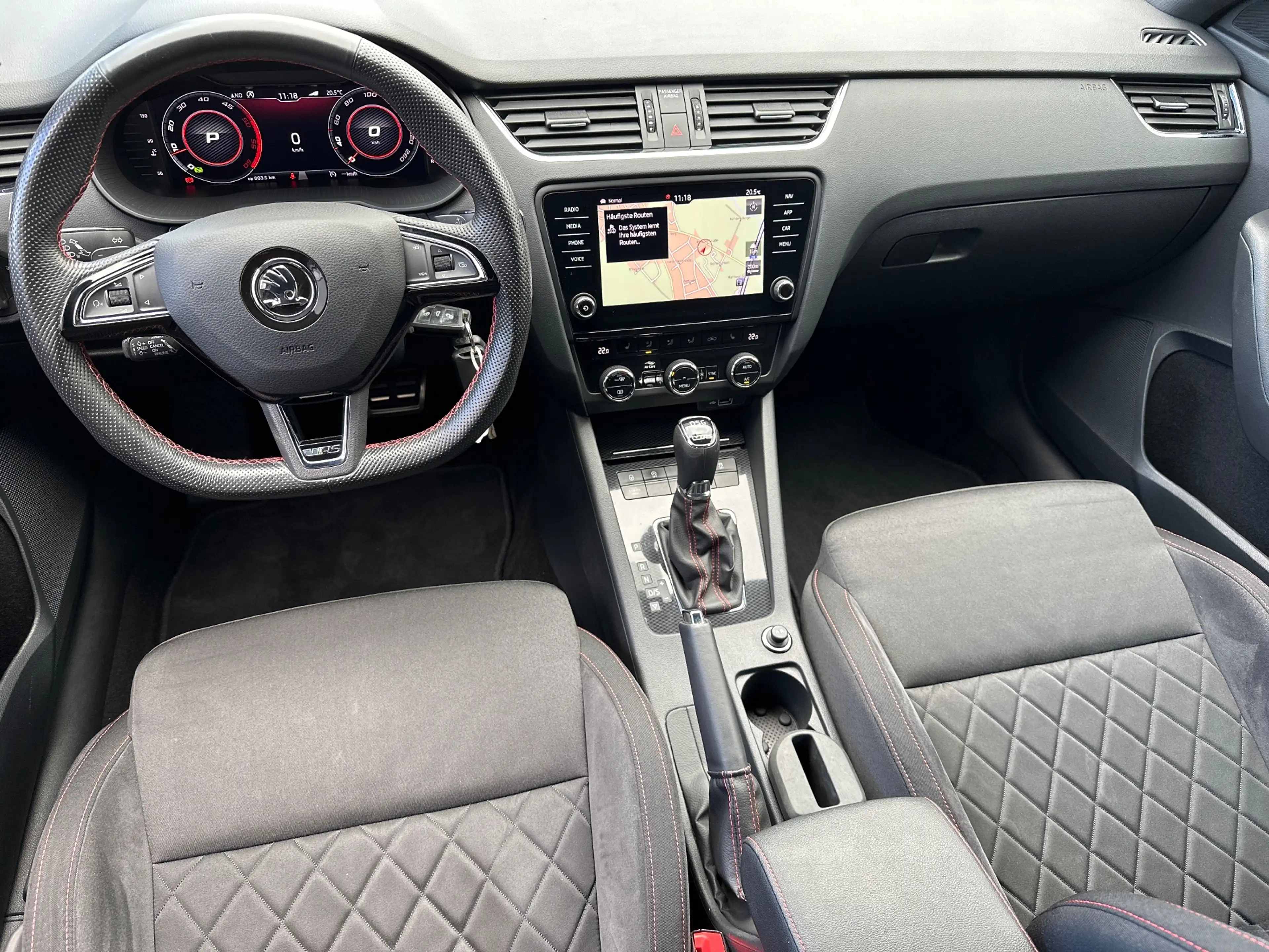 Skoda Octavia Combi 2.0 TDI 4x4 DSG RS NAV+LED+ACC+AHK+18ZOLL — photo 13