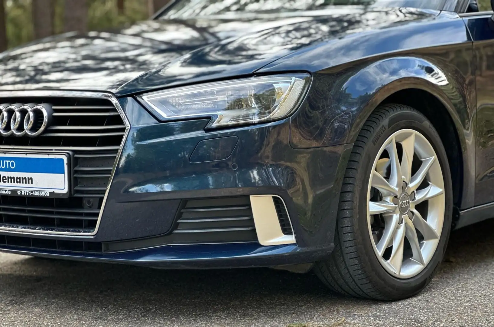Audi A3 Sportback 30 TDI sport Blauw - 2