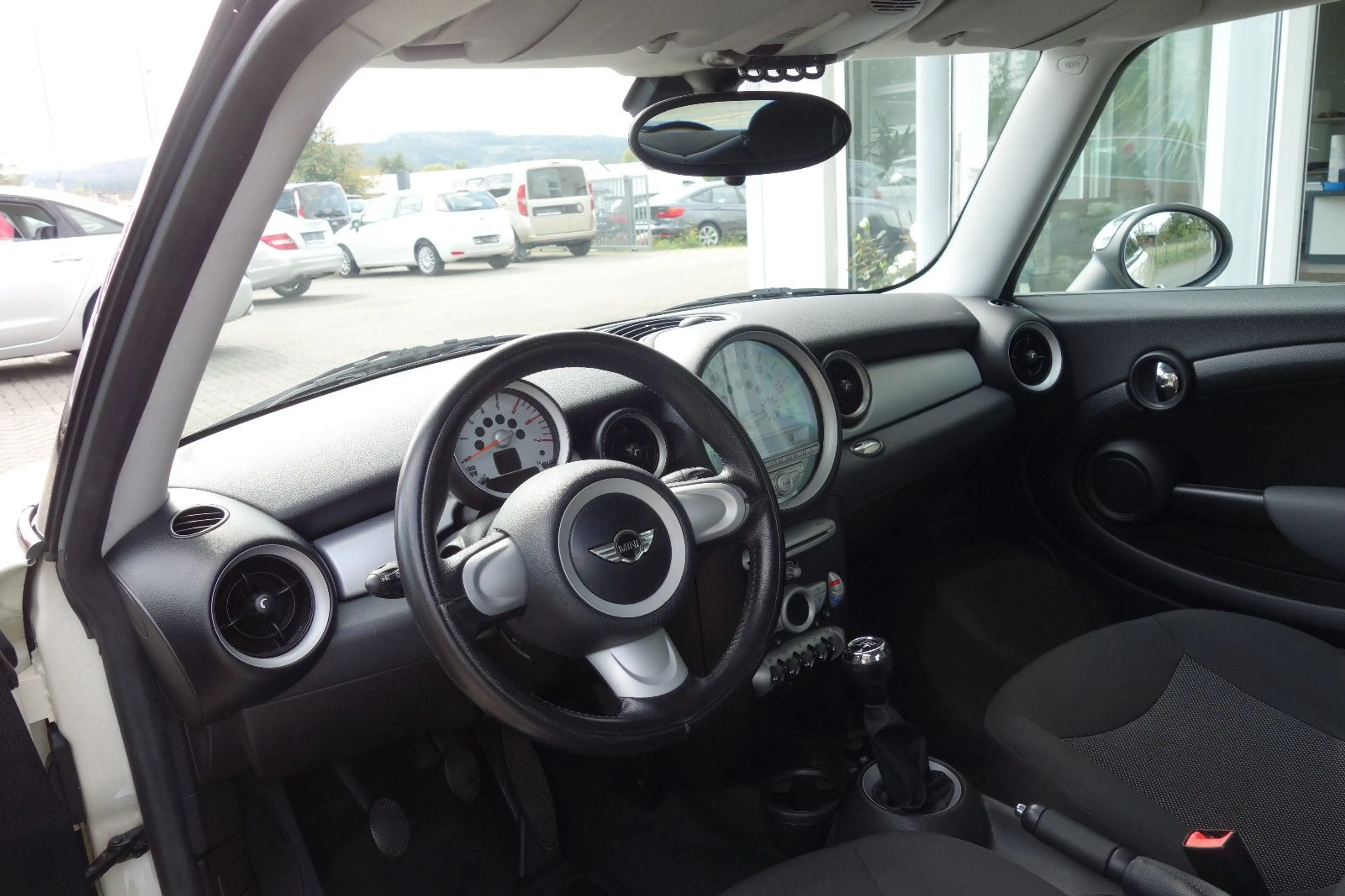 MINI Cooper D Mini Cooper D  TÜV Neu — photo 14