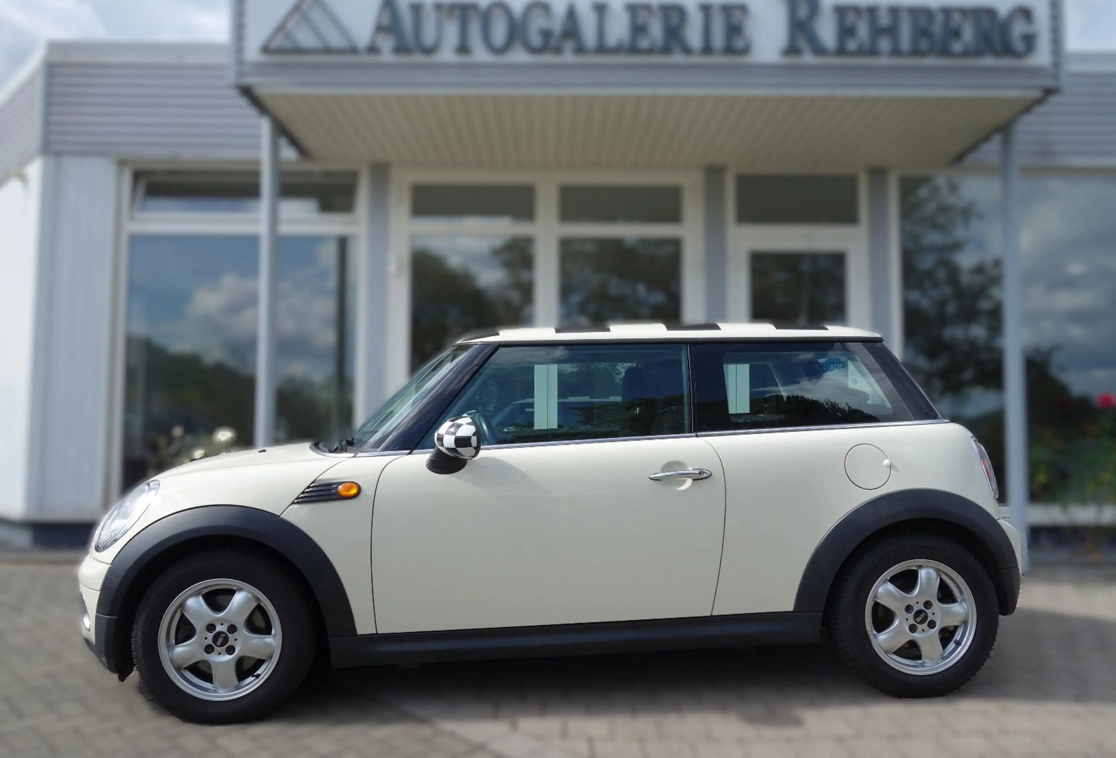 MINI Cooper D Mini Cooper D  TÜV Neu — photo 8