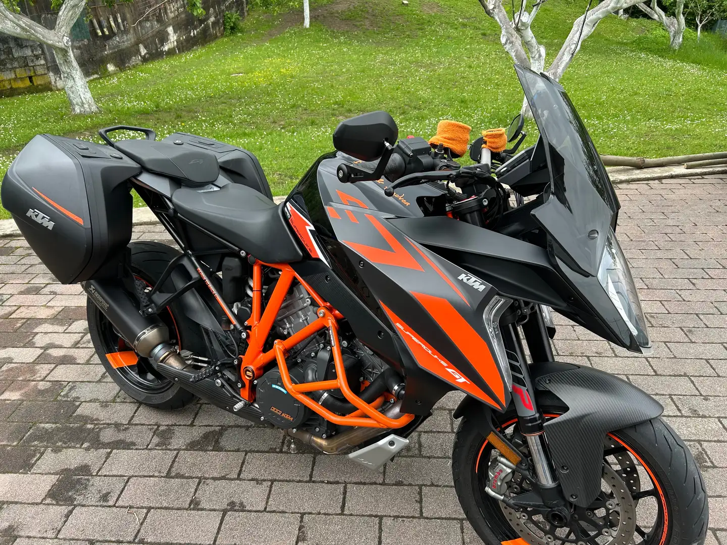KTM 1290 Super Duke GT Noir - 2