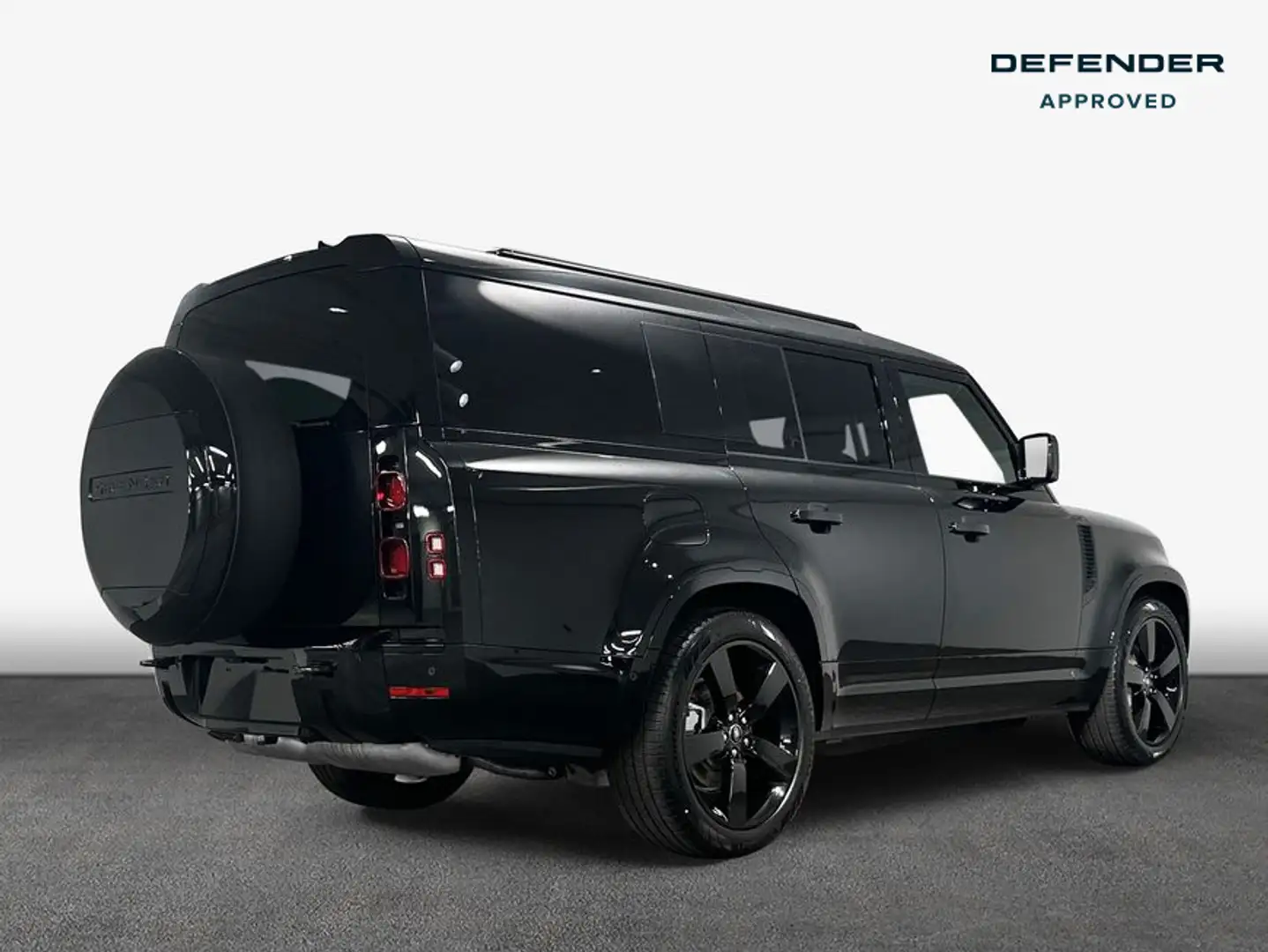 Land Rover Defender 130 D300 X-Dynamic HSE Чорний - 2