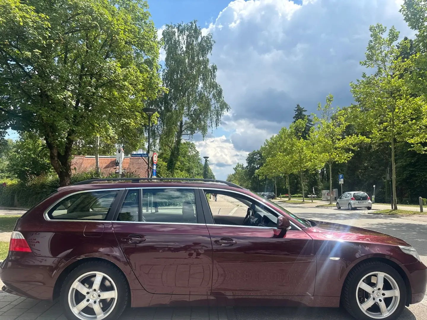 BMW 530 5 Touring 530d xDrive (E61) Rosso - 2