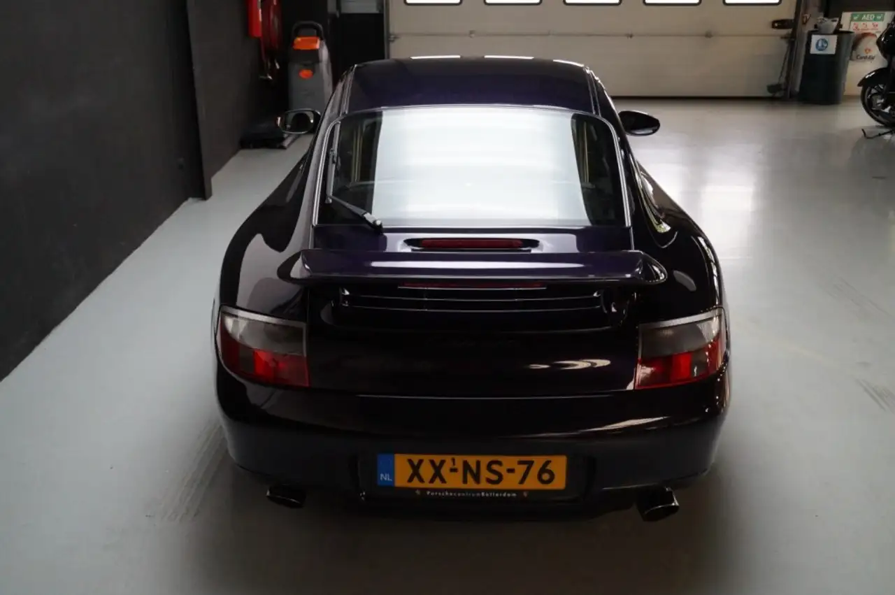 Porsche 996 Carrera 2 Coupe Dutch Limited Edition 1 of onl, foto 5