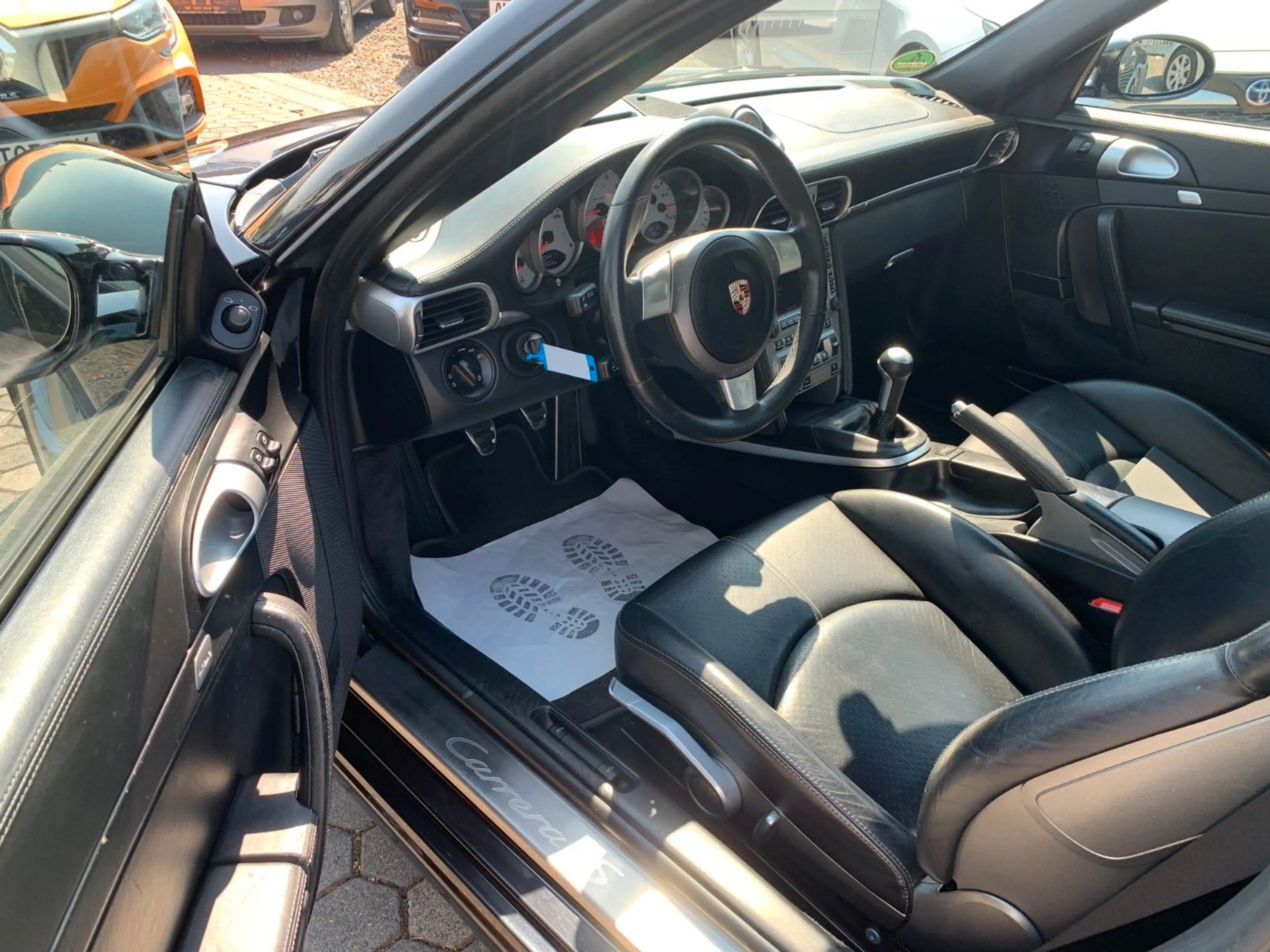 Porsche 911 Carrera S Coupe*997*Chrono*Schiebedach* — photo 15