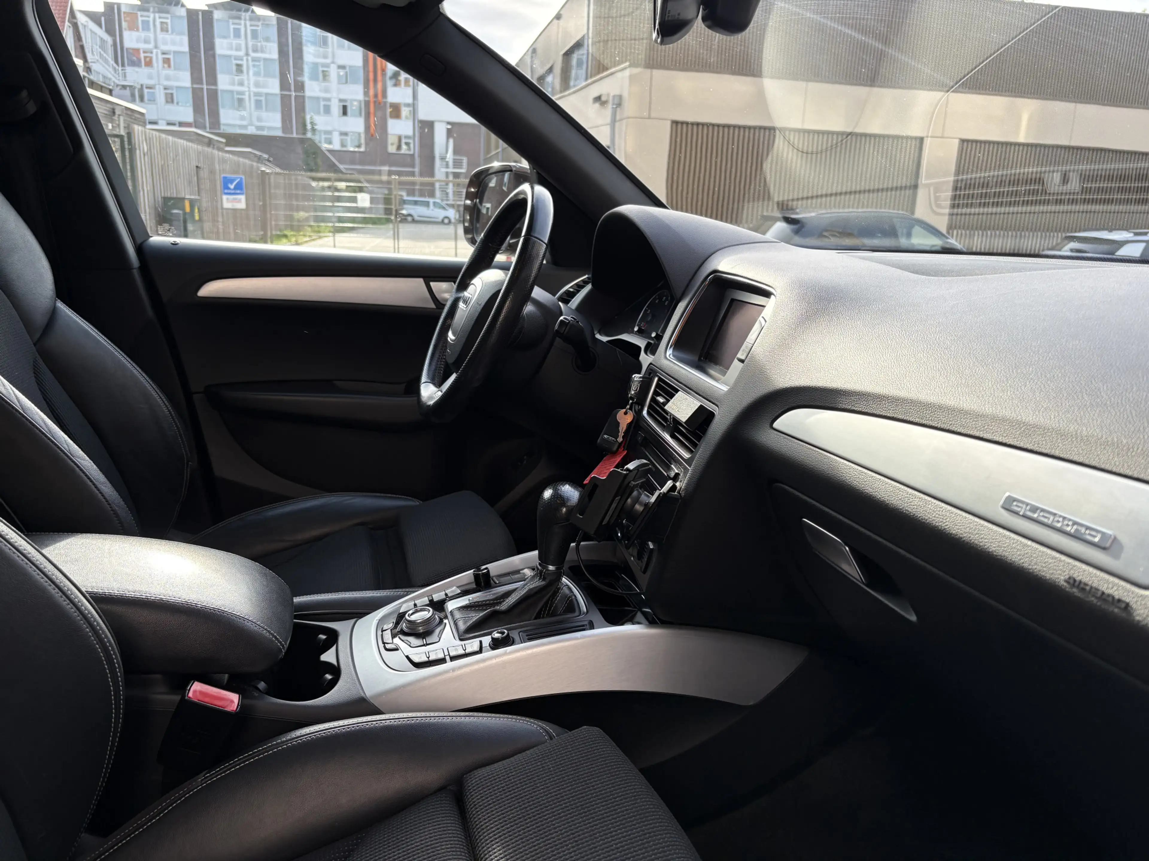Audi Q5 2.0 TFSI quattro Pro Line S-LINE PANORAMA-VAG ONDE — photo 17