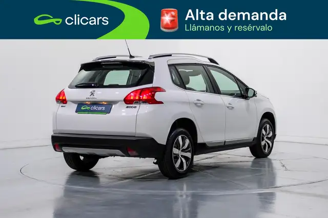 Peugeot 2008 view 5