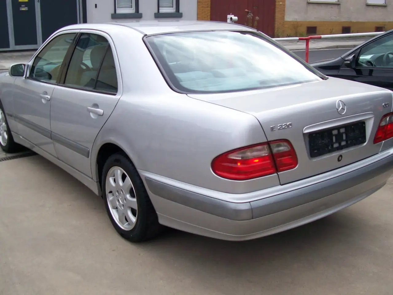 Mercedes-Benz E 220 E-Klasse CDI Elegance, foto 11