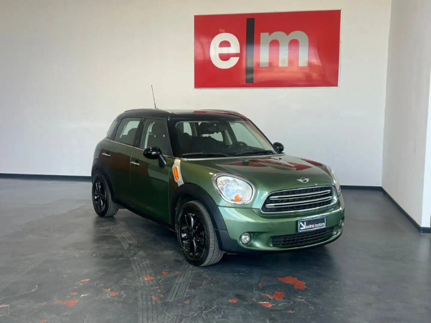 MINI Cooper D Countryman 2.0 BUSINESS XL AUT. Zelená - 2