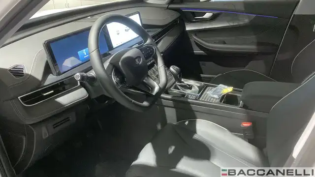 DR Automobiles DR5 view 15