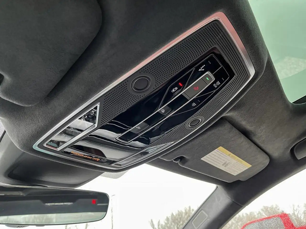 Audi S8 снимка Audi S8