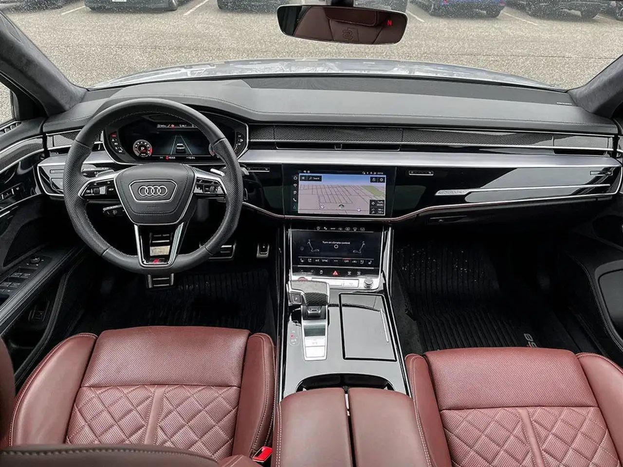 Audi S8 снимка Audi S8