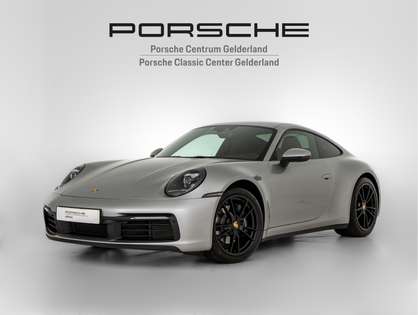 Porsche 992 Carrera 4