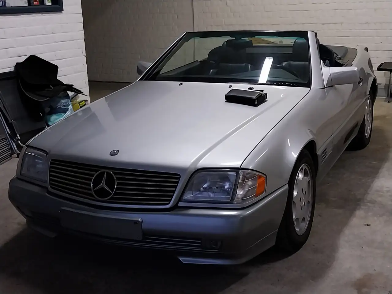 Mercedes-Benz SL 280, foto 1