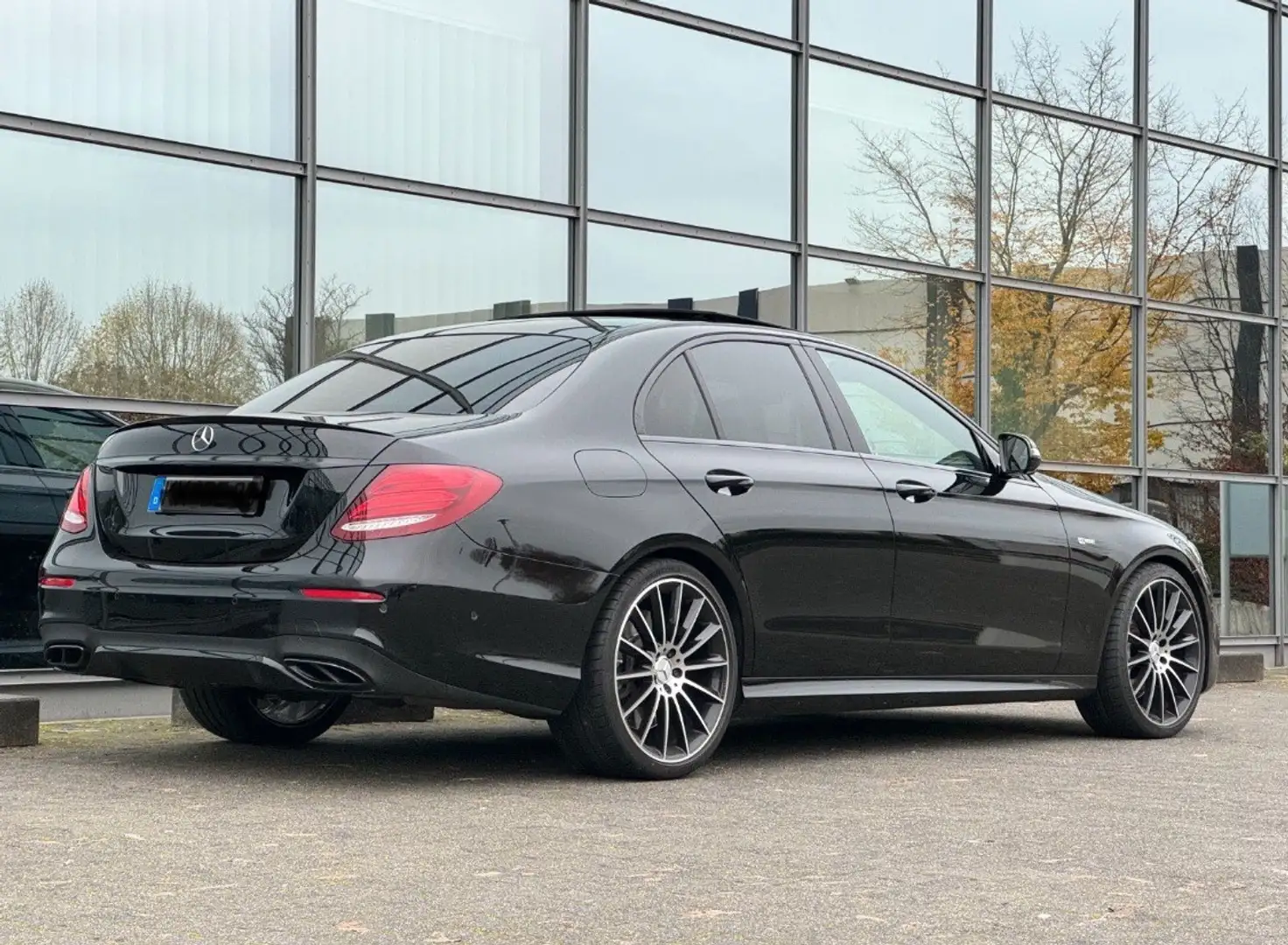 Mercedes-Benz E 43 AMG 4Matic 9G-TRONIC Noir - 2