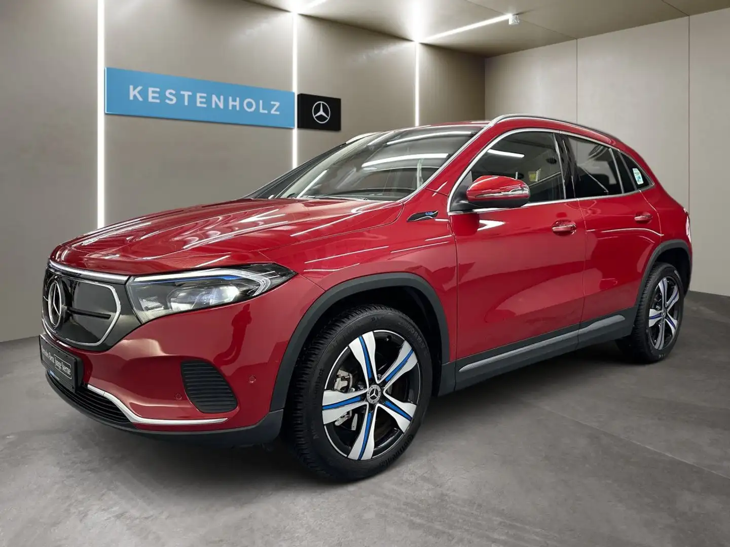 Mercedes-Benz EQA 250 Distr+ LED AHK Keyl-GO Kamera Laderaump Rot - 2