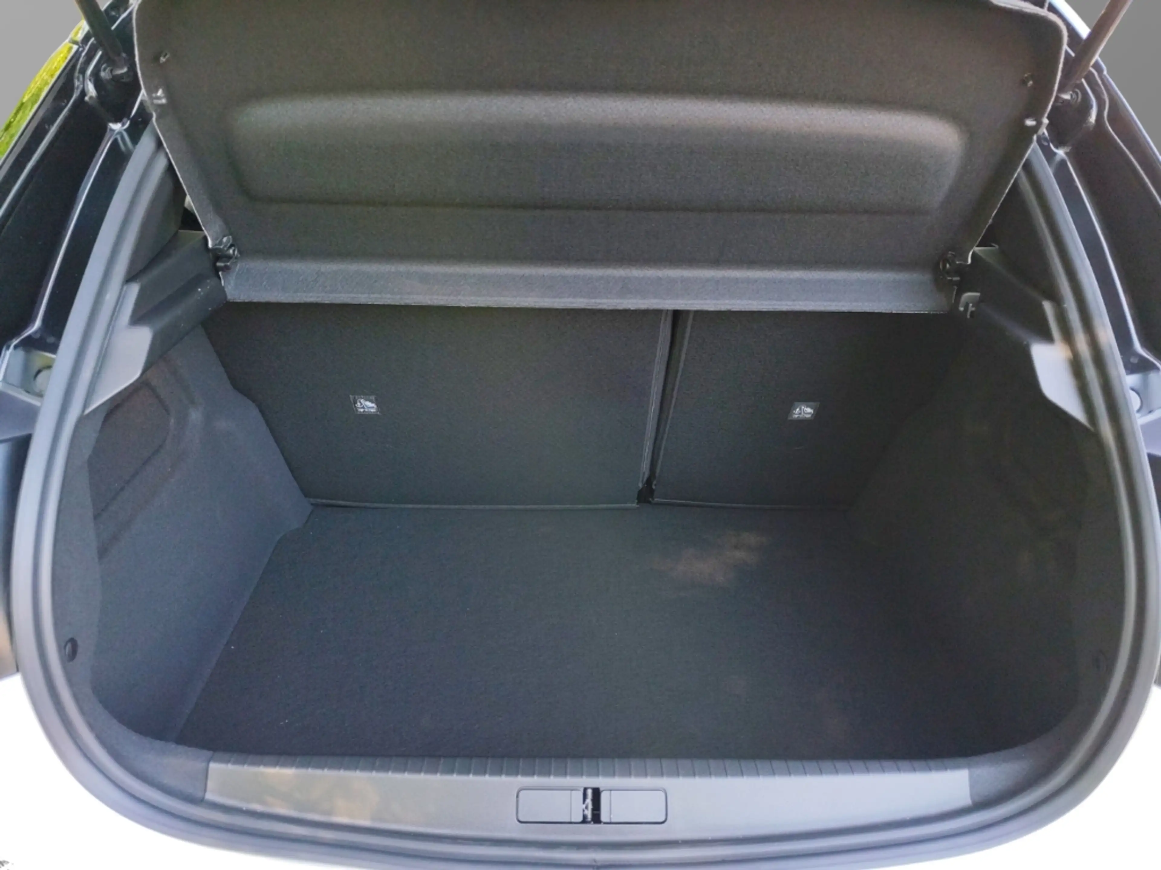 Opel Corsa F GS 1.2 Turbo Start-Stop LED Navi Keyless — photo 13