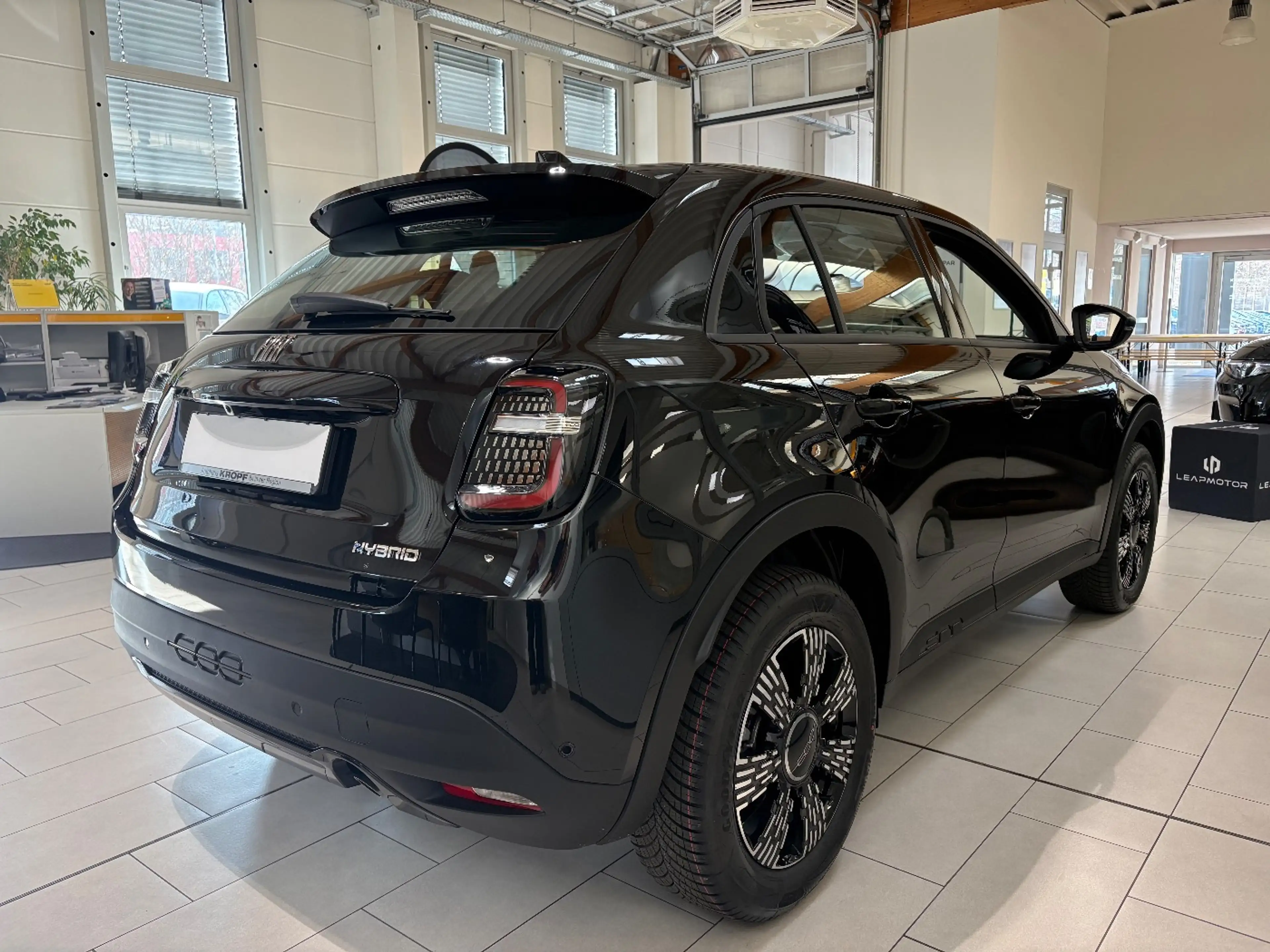 Fiat 600 1.2 Business Edition LED+Navi+SHZ+Kam.+LM — photo 5